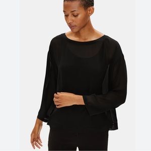 Eileen fisher ￼Silk Georgette Crepe Bateau Neck Top women’s size S. #U